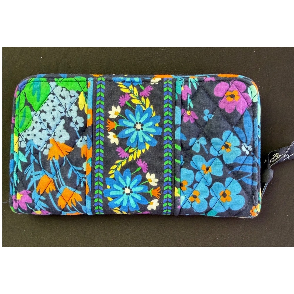 Vera Bradley Floral Quilted Cotton Zip Around Wallet Midnight Blue Purple Boho - Picture 2 of 8
